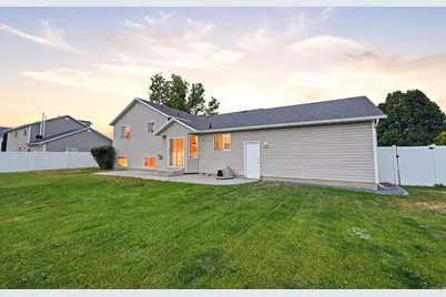544 N Woods Dr W, Lehi, UT 84043 - Photo 23
