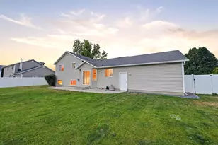 544 N Woods Dr W, Lehi, UT 84043 - Photo 23
