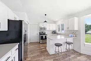 544 N Woods Dr W, Lehi, UT 84043 - Photo 9