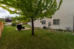 547 N 100 E, Vernal, UT 84078 - Photo 27
