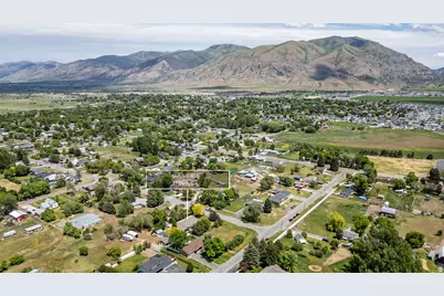480 S 100 E, Hyrum, UT 84319 - Photo 15