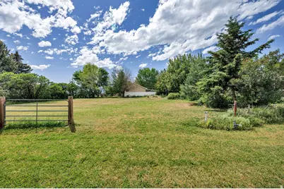 480 S 100 E, Hyrum, UT 84319 - Photo 3