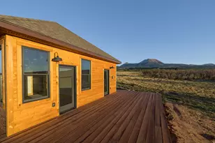 142 N Porcupine Ln, La Sal, UT 84530 - Photo 19