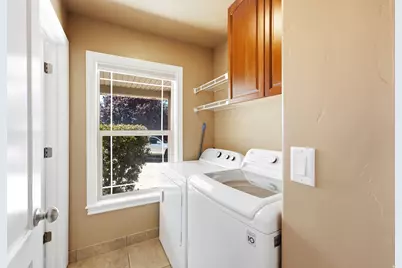 2819 S Silver Fox Ln, Saratoga Springs, UT 84045 - Photo 15