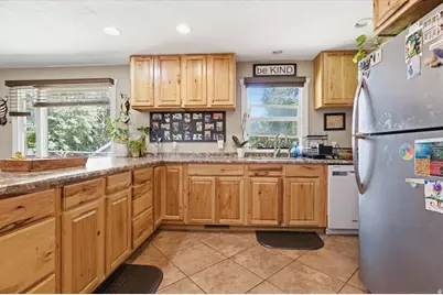565 E 800 N, Logan, UT 84321 - Photo 5