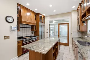 128 S 1000 E, Salt Lake City, UT 84102 - Photo 13