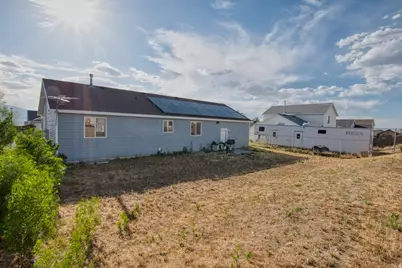 989 S 1010 W, Tooele, UT 84074 - Photo 23