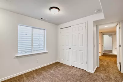 989 S 1010 W, Tooele, UT 84074 - Photo 17