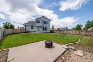 1132 N New Jersey Ave W, Harrisville, UT 84404 - Photo 9
