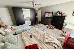 200 E Maple St S, Murray, UT 84107 - Photo 7