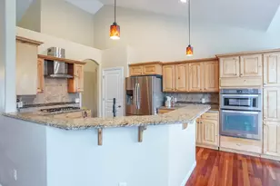 3059 W Uinta Pines Circle, South Jordan, UT 84095 - Photo 7