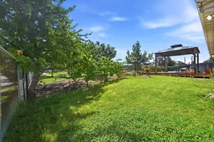 1971 W Floisand Cir, Salt Lake City, UT 84116 - Photo 27