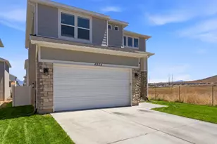 4854 E Lk Cor Dr, Eagle Mountain, UT 84005 - Photo 3
