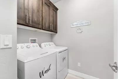 10025 S Snead Ln, South Jordan, UT 84009 - Photo 17