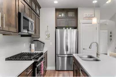 10025 S Snead Ln, South Jordan, UT 84009 - Photo 5