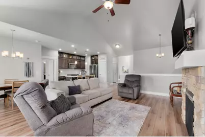 10025 S Snead Ln, South Jordan, UT 84009 - Photo 5
