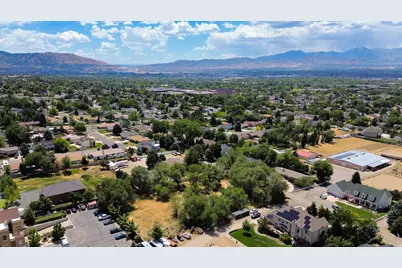 10717 S 1225 E, Sandy, UT 84094 - Photo 11