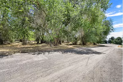 10717 S 1225 E, Sandy, UT 84094 - Photo 15