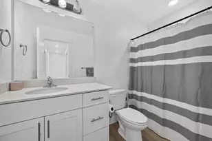 1639 E Indigo Loop N, Layton, UT 84041 - Photo 17