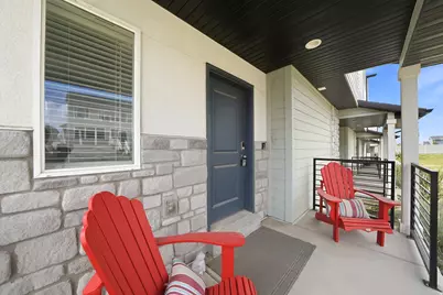 1639 E Indigo Loop N, Layton, UT 84041 - Photo 3