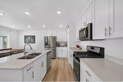 1639 E Indigo Loop N, Layton, UT 84041 - Photo 7
