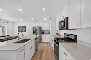 1639 E Indigo Loop N, Layton, UT 84041 - Photo 7