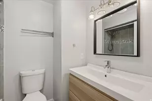 2355 E 7645 S, Cottonwood Heights, UT 84121 - Photo 21