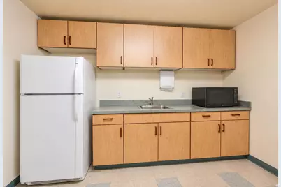 380 E 400 S, Springville, UT 84663 - Photo 11
