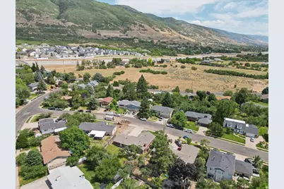 1093 Cambridge Rd, Kaysville, UT 84037 - Photo 51