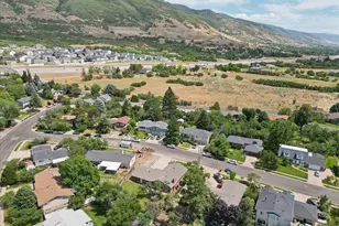 1093 Cambridge Rd, Kaysville, UT 84037 - Photo 51