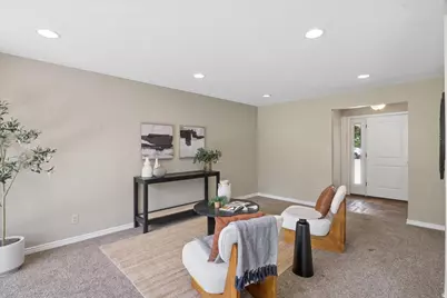 1093 Cambridge Rd, Kaysville, UT 84037 - Photo 3