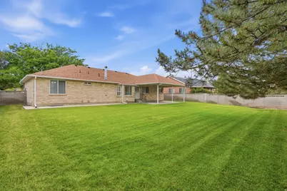 8791 S Long Dr Dr, West Jordan, UT 84088 - Photo 35