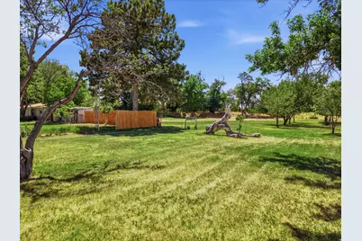 365 N Main St, Fillmore, UT 84631 - Photo 11