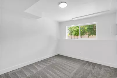 759 S Pitford Dr W, Centerville, UT 84014 - Photo 21
