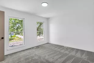 759 S Pitford Dr W, Centerville, UT 84014 - Photo 15