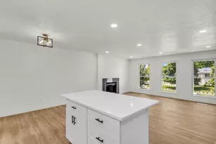 759 S Pitford Dr W, Centerville, UT 84014 - Photo 11