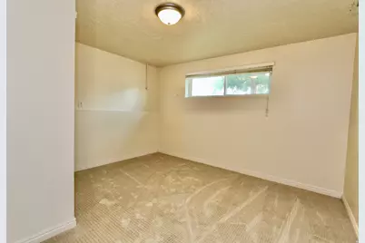 7456 S 2920 W, West Jordan, UT 84084 - Photo 17
