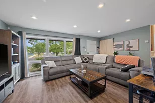 1078 N Valentine St, Salt Lake City, UT 84116 - Photo 3