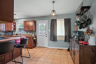1078 N Valentine St, Salt Lake City, UT 84116 - Photo 5