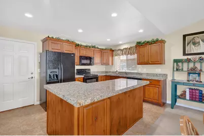 422 S 1040 East Rd E, American Fork, UT 84003 - Photo 9