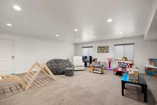 8633 N Peppergrass Dr E, Eagle Mountain, UT 84005 - Photo 23
