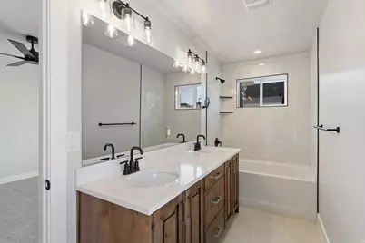 3098 N 1625 E #109, Layton, UT 84040 - Photo 13