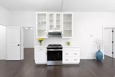 868 E 500 S, Salt Lake City, UT 84102 - Photo 9