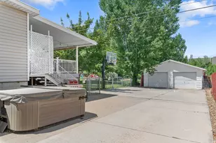 1489 N 400 W, Bountiful, UT 84010 - Photo 33