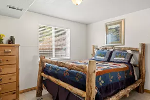 532 W Raspberry Patch Rd, Garden City, UT 84028 - Photo 29