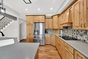 12589 S Majestic Hill Ct, Herriman, UT 84096 - Photo 9