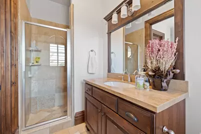 18 Snow Forest Ln, Sandy, UT 84092 - Photo 49