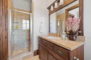 18 Snow Forest Ln, Sandy, UT 84092 - Photo 49