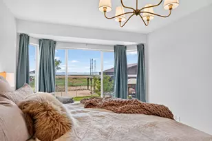 1672 Equestrian Park Way, Kaysville, UT 84037 - Photo 11
