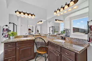 1672 Equestrian Park Way, Kaysville, UT 84037 - Photo 15